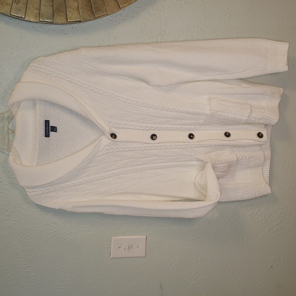 Club Room Cardigan